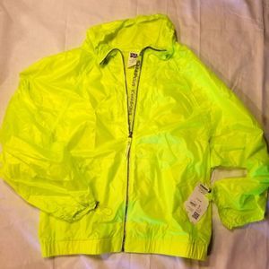 Sold out Neon green Anorak high end details